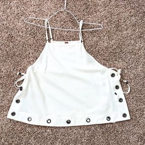 Sexy FREE PEOPLE Crop top with lace up on sides!🔥